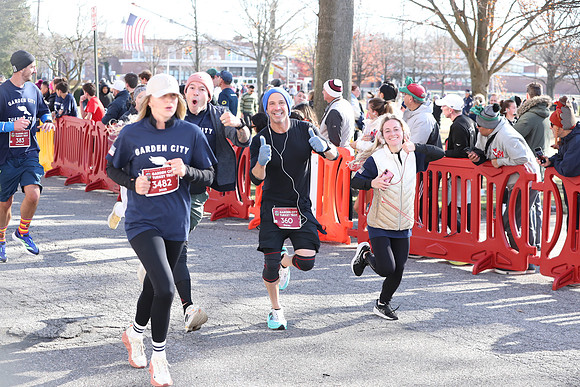 Finish5Mile_1513