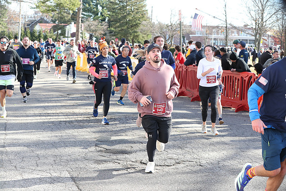 Finish5Mile_1515