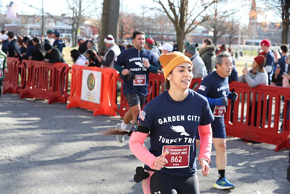 Finish5Mile_1521