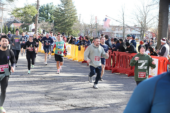 Finish5Mile_1523