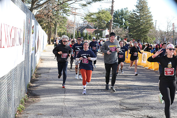 Finish5Mile_1528