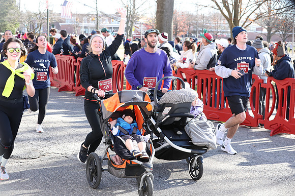 Finish5Mile_1558
