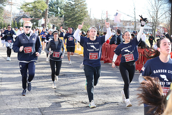 Finish5Mile_1561