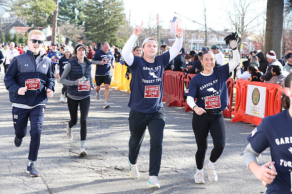 Finish5Mile_1562