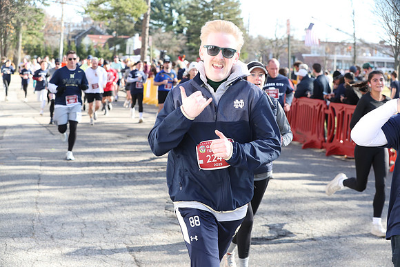 Finish5Mile_1564