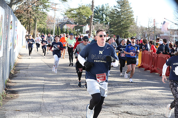 Finish5Mile_1568