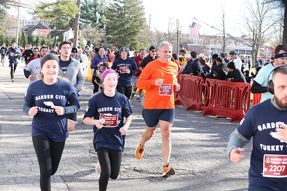 Finish5Mile_1583