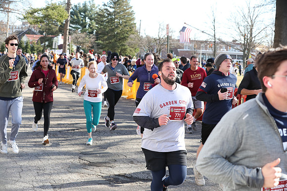 Finish5Mile_1587