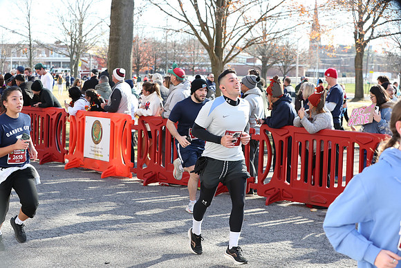 Finish5Mile_1598