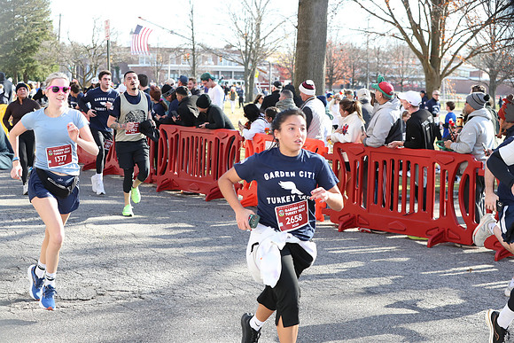 Finish5Mile_1599
