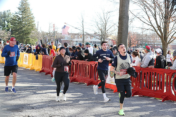 Finish5Mile_1602