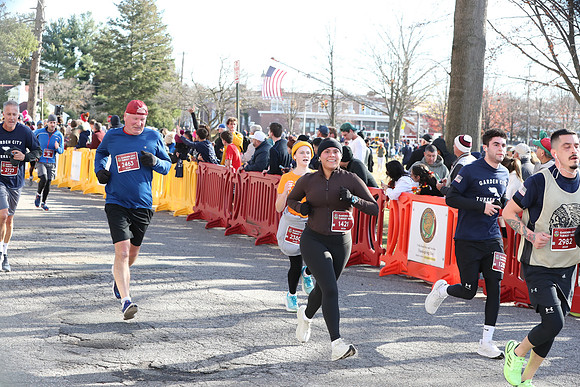 Finish5Mile_1603