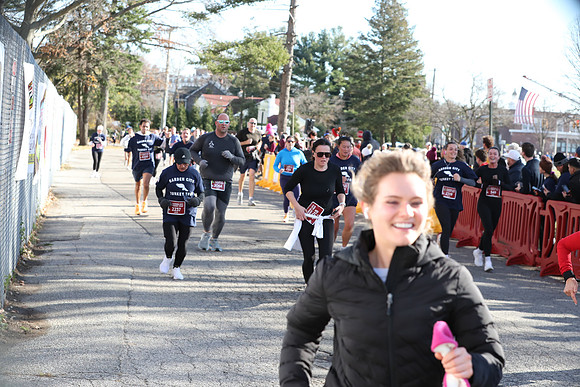 Finish5Mile_1617