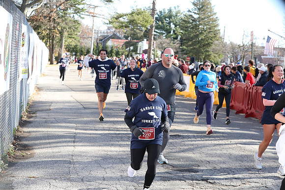 Finish5Mile_1622