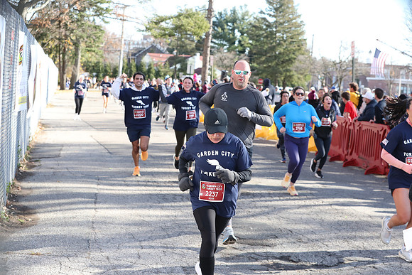 Finish5Mile_1623