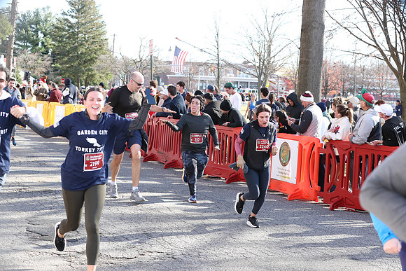 Finish5Mile_1628