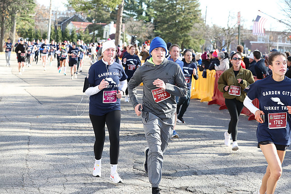 Finish5Mile_1637