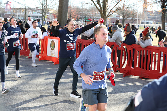 Finish5Mile_1640