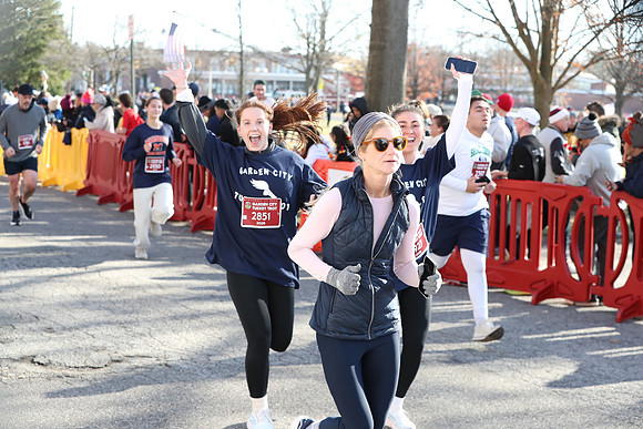 Finish5Mile_1643