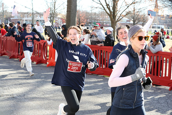 Finish5Mile_1645