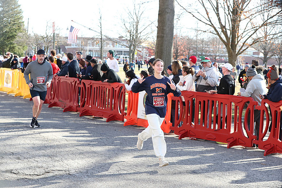 Finish5Mile_1646