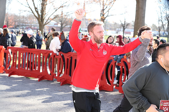 Finish5Mile_1681