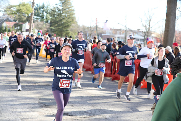 Finish5Mile_1682
