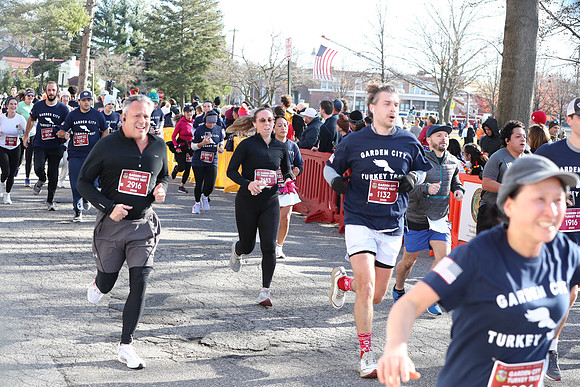Finish5Mile_1685
