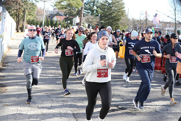 Finish5Mile_1692
