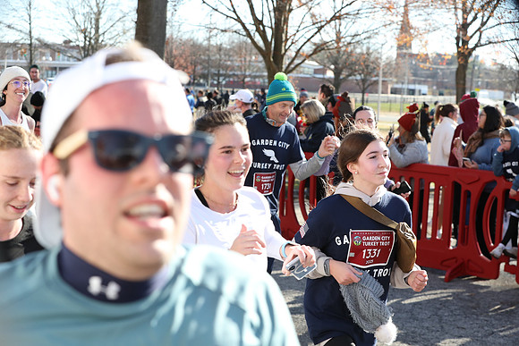 Finish5Mile_1697