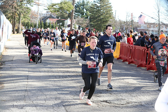 Finish5Mile_1704