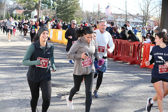 Finish5Mile_1717