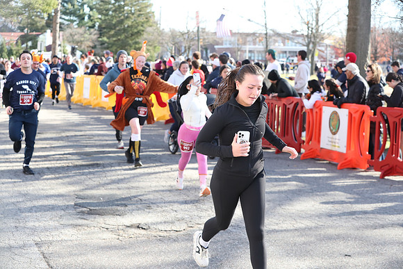 Finish5Mile_1750