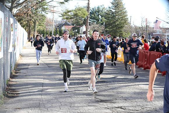 Finish5Mile_1756