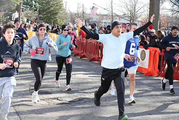 Finish5Mile_1760