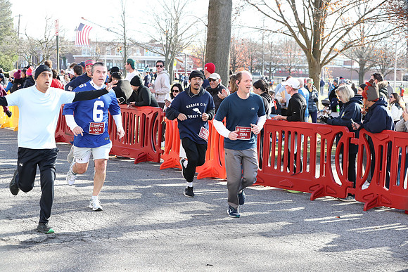 Finish5Mile_1759