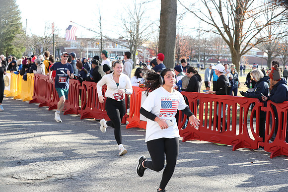 Finish5Mile_1774