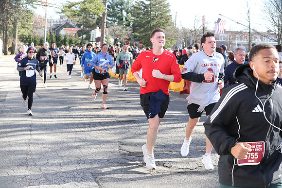 Finish5Mile_1786