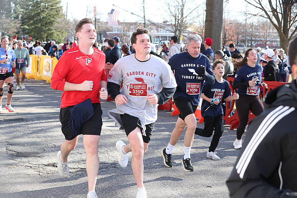 Finish5Mile_1787