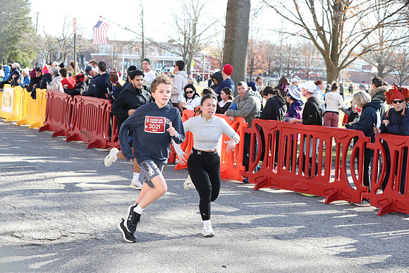 Finish5Mile_1806
