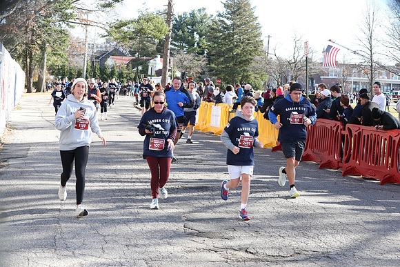 Finish5Mile_1810