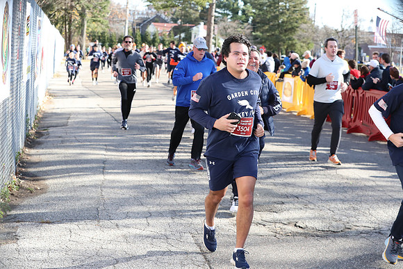 Finish5Mile_1832