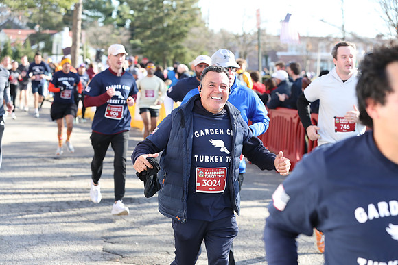 Finish5Mile_1833