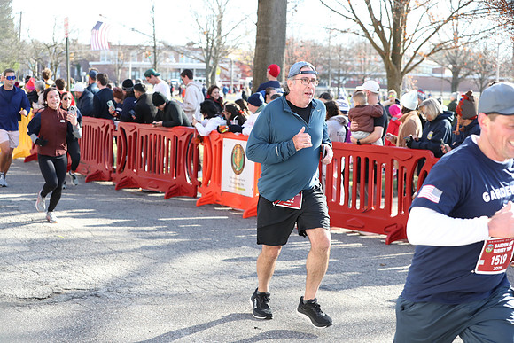 Finish5Mile_1879