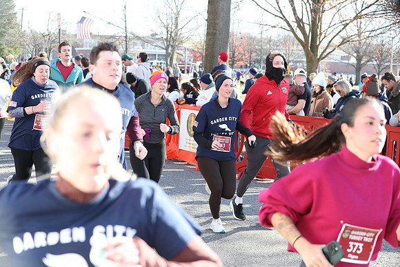 Finish5Mile_1893