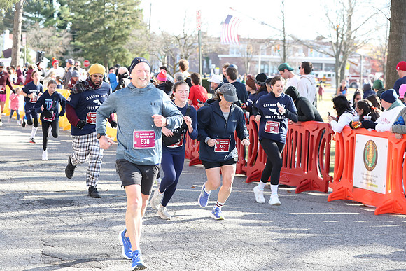 Finish5Mile_1905