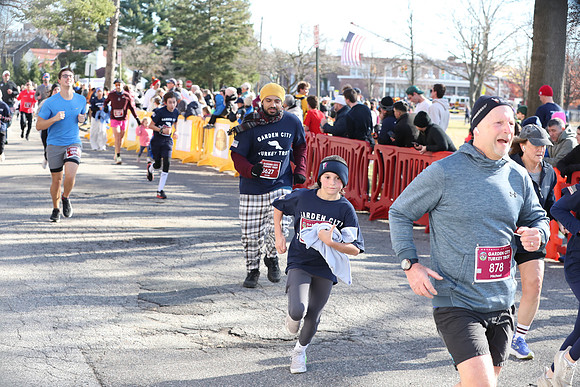 Finish5Mile_1908