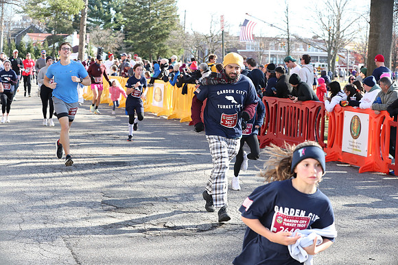 Finish5Mile_1909