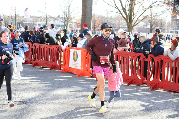 Finish5Mile_1921