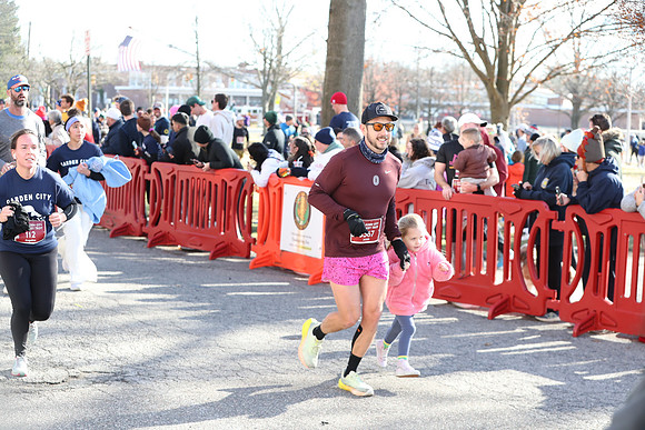 Finish5Mile_1920